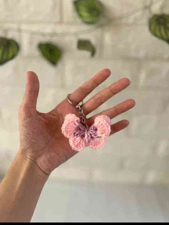 Butterfly key chain - pink