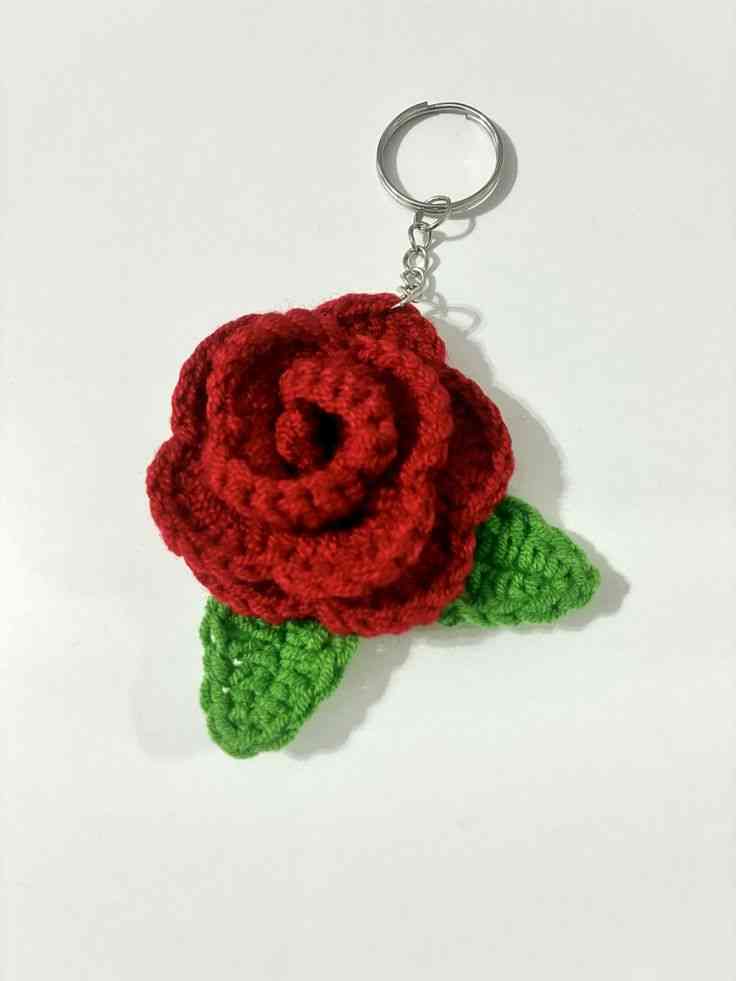 Red rose keychain