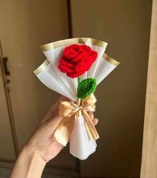 Red rose mini boquet